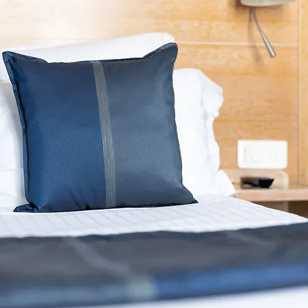 Hotel Grand Dore 3*