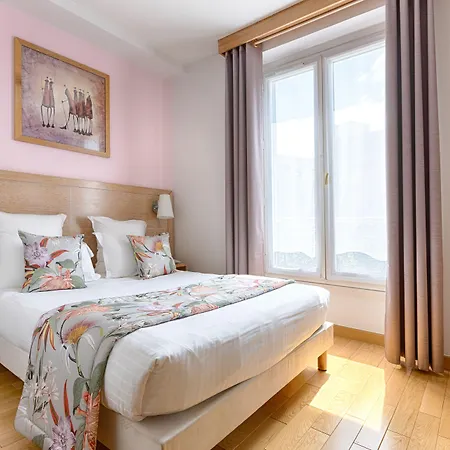 Hotel Grand Dore 3*