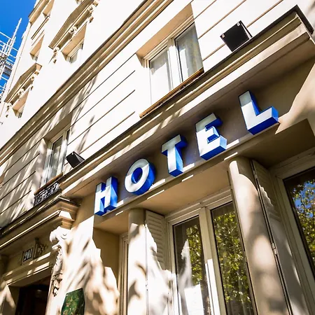 Grand Dore Hotel