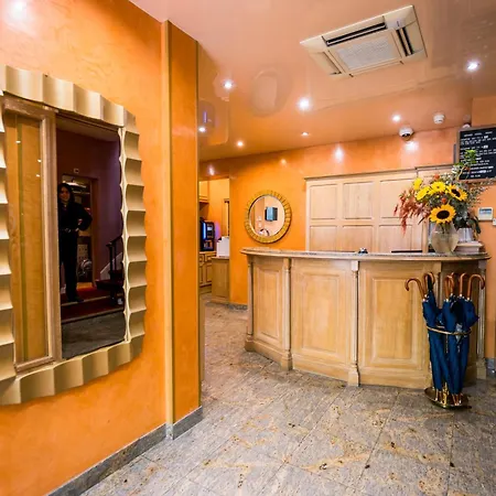 Grand Dore Hotel