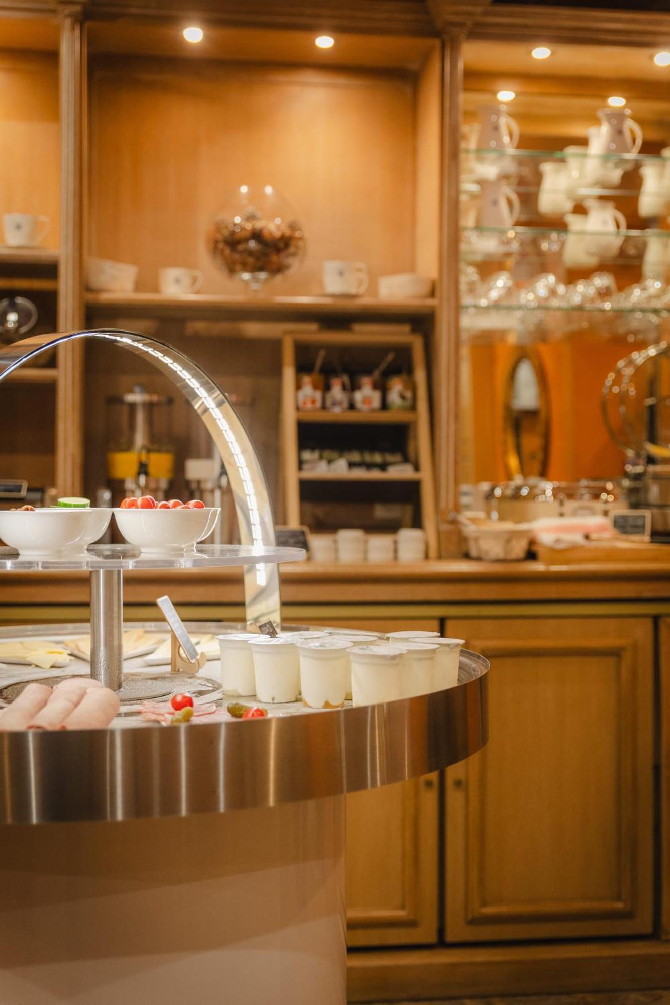 Hotel Grand Dore Paris